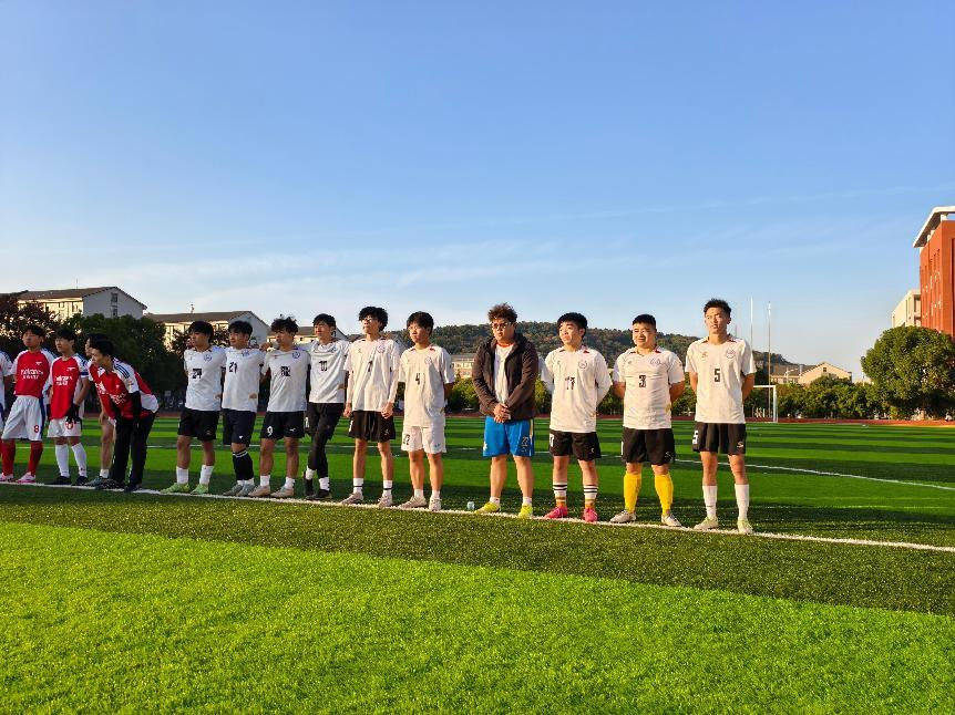 计算机与人工智能学院荣获beat365唯一官网 第五届“皖工杯”足球赛冠军